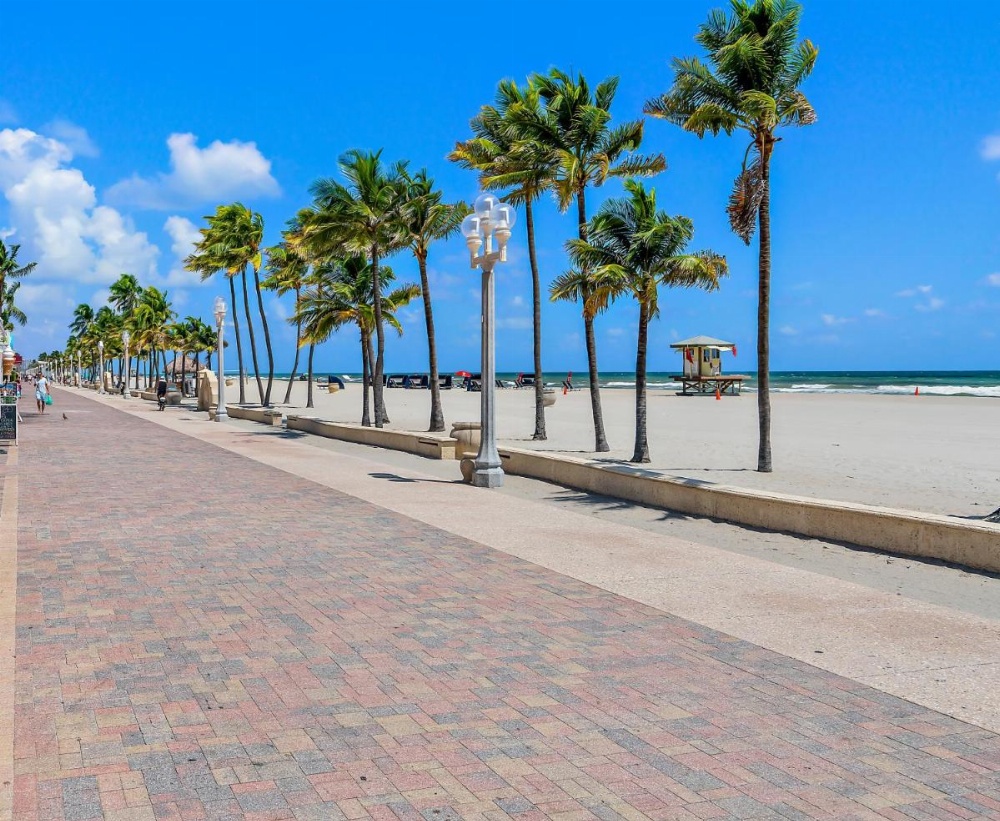 Hollywood Beachside Boutique Suites Image 15