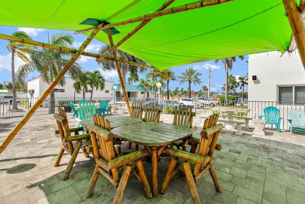 Hollywood Beachside Boutique Suites Image 26