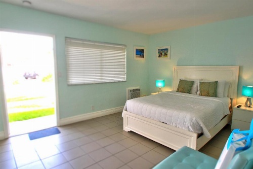 Hollywood Beachside Boutique Suites image 37